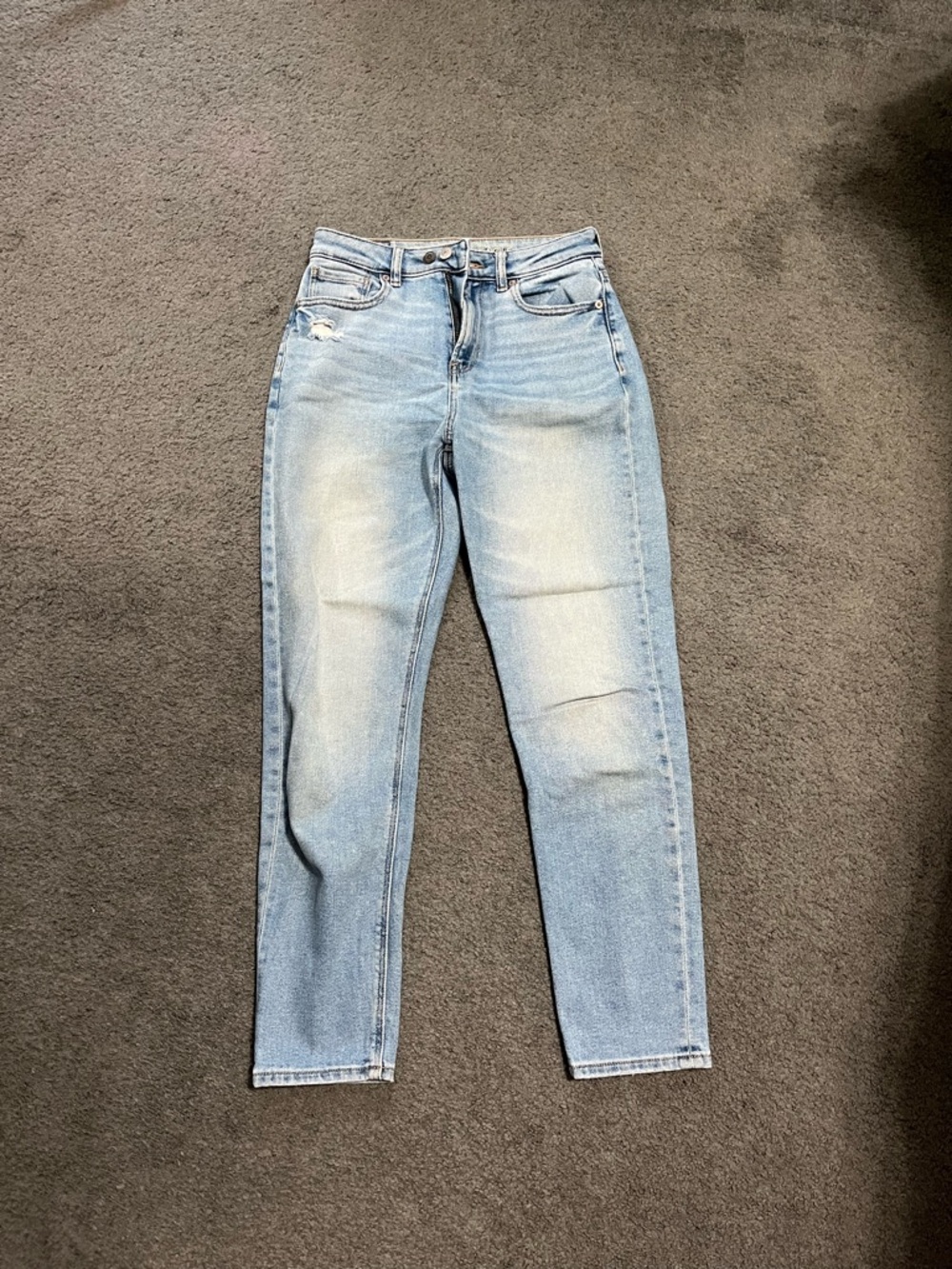American Eagle Mom Jeans